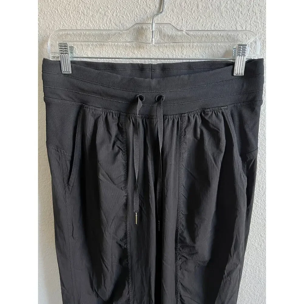 Lululemon Black Dance Studio Mid Rise Jogger Pants Women's 6 Gym Workout Athlete